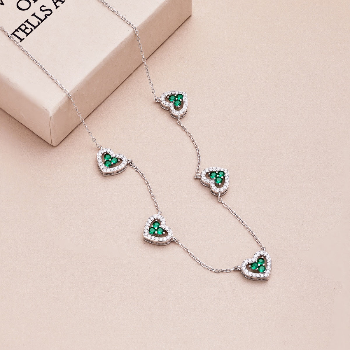 [Kincade Jewelery]Sparkling Five Heart Necklace