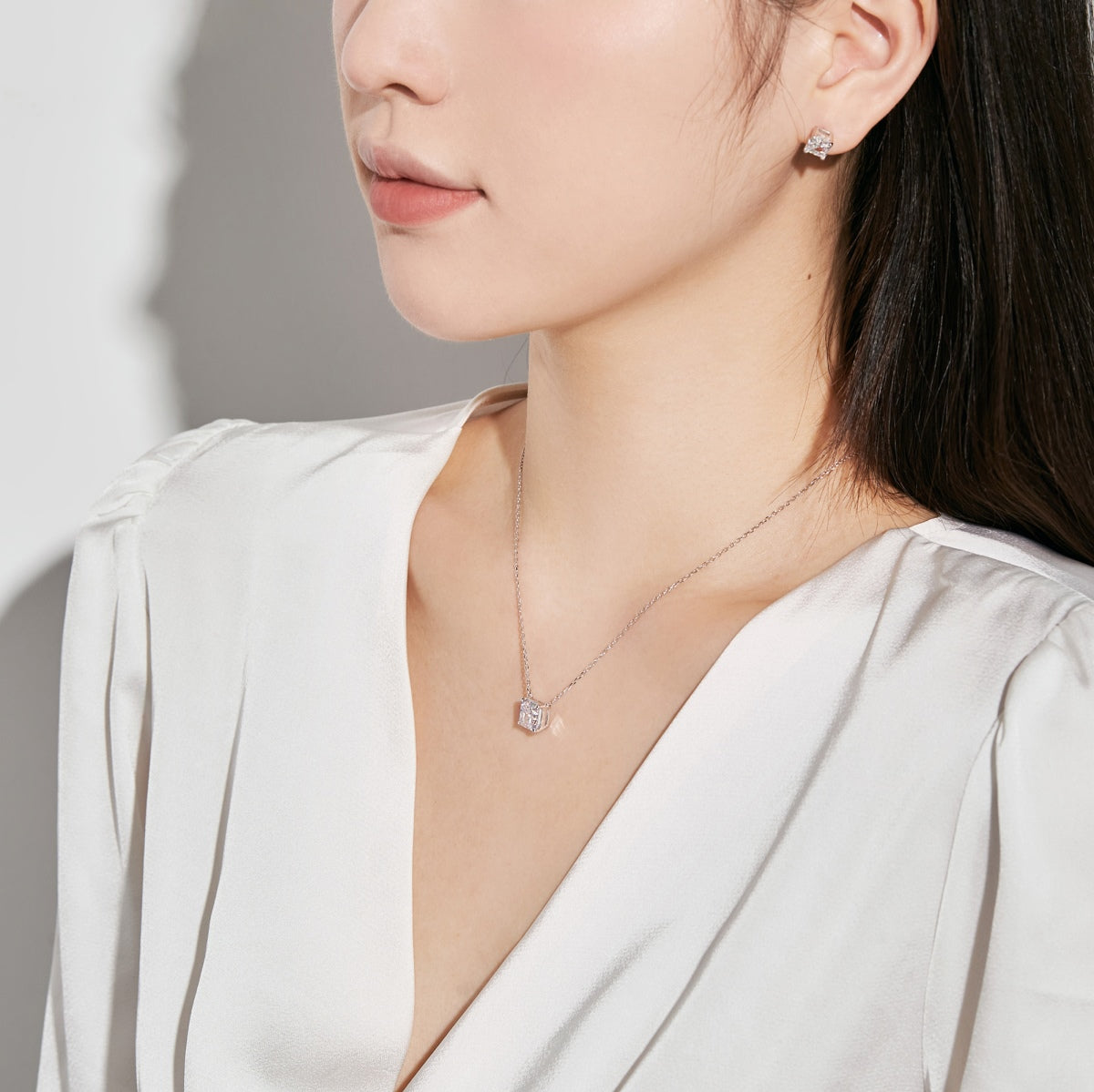 [Kincade Jewelery]1.0 Carat Radiant Princess Cut Wedding Earrings