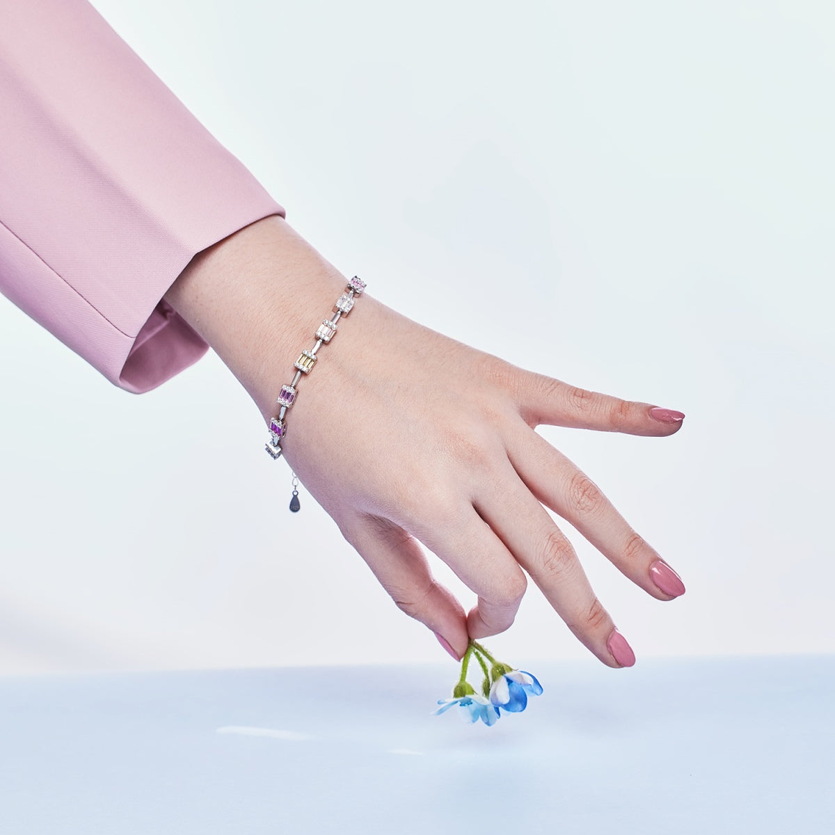 [Kincade Jewelery]Dainty Charming Emerald Cut Daily Bracelet