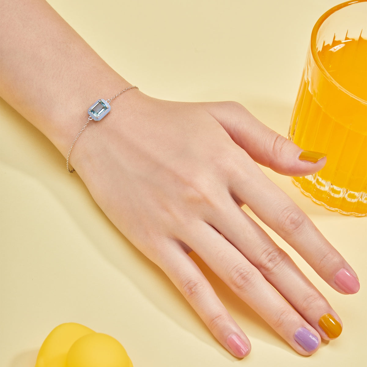 [Kincade Jewelery]2.0 Carat Sparkling Colorful Emerald Cut Daily Bracelet