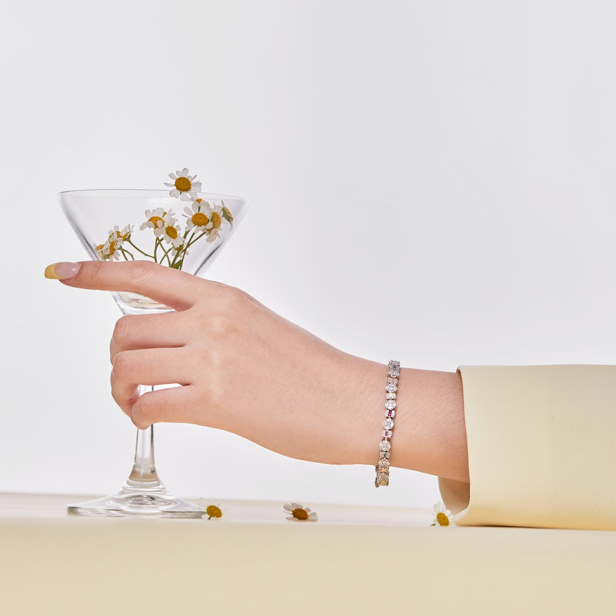 [Kincade Jewelrys]Dazzling Radiant Multi Cut Daily Bracelet