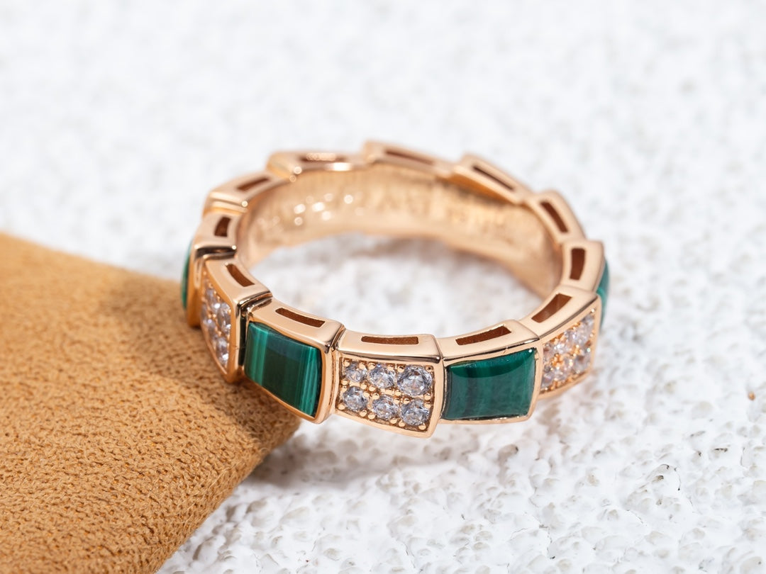 [Kincade Jewelery]SERPENTI RING PINK GOLD MALACHITE DIAMOND PAVED 4MM