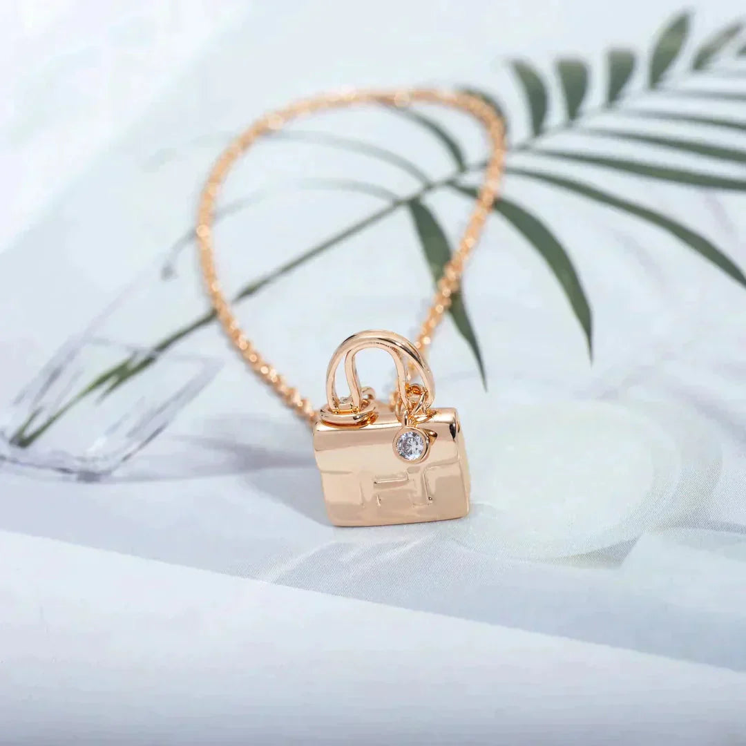 [Kincade Jewelery]AMULETTE PEDANT ROSE GOLD NECKLACE