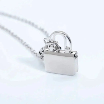 [Kincade Jewelery]AMULETTE PEDANT SILVER NECKLACE