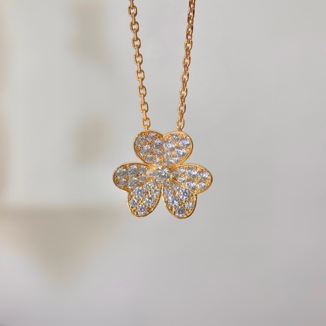 [Kincade Jewelery]FLOWER DIAMOND NECKLACE
