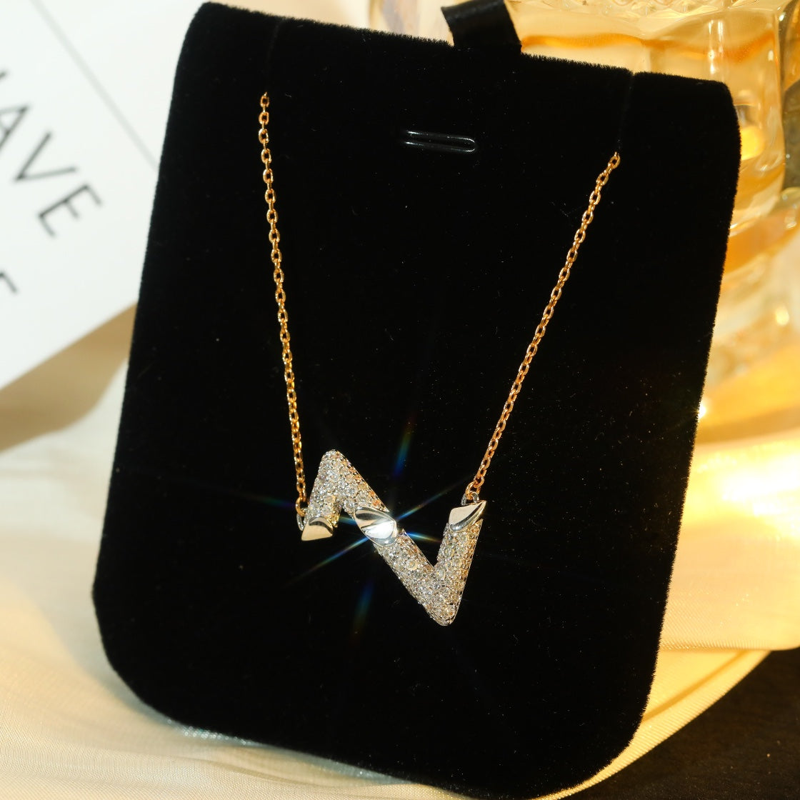 [Kincade Jewelery]VOLT SILVER DIAMOND PEDANT NECKLACE