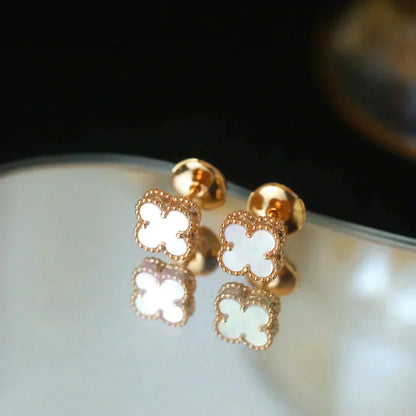 [Kincade Jewelery]Kincade MINI 9.5MM WHITE MOP EARRINGS
