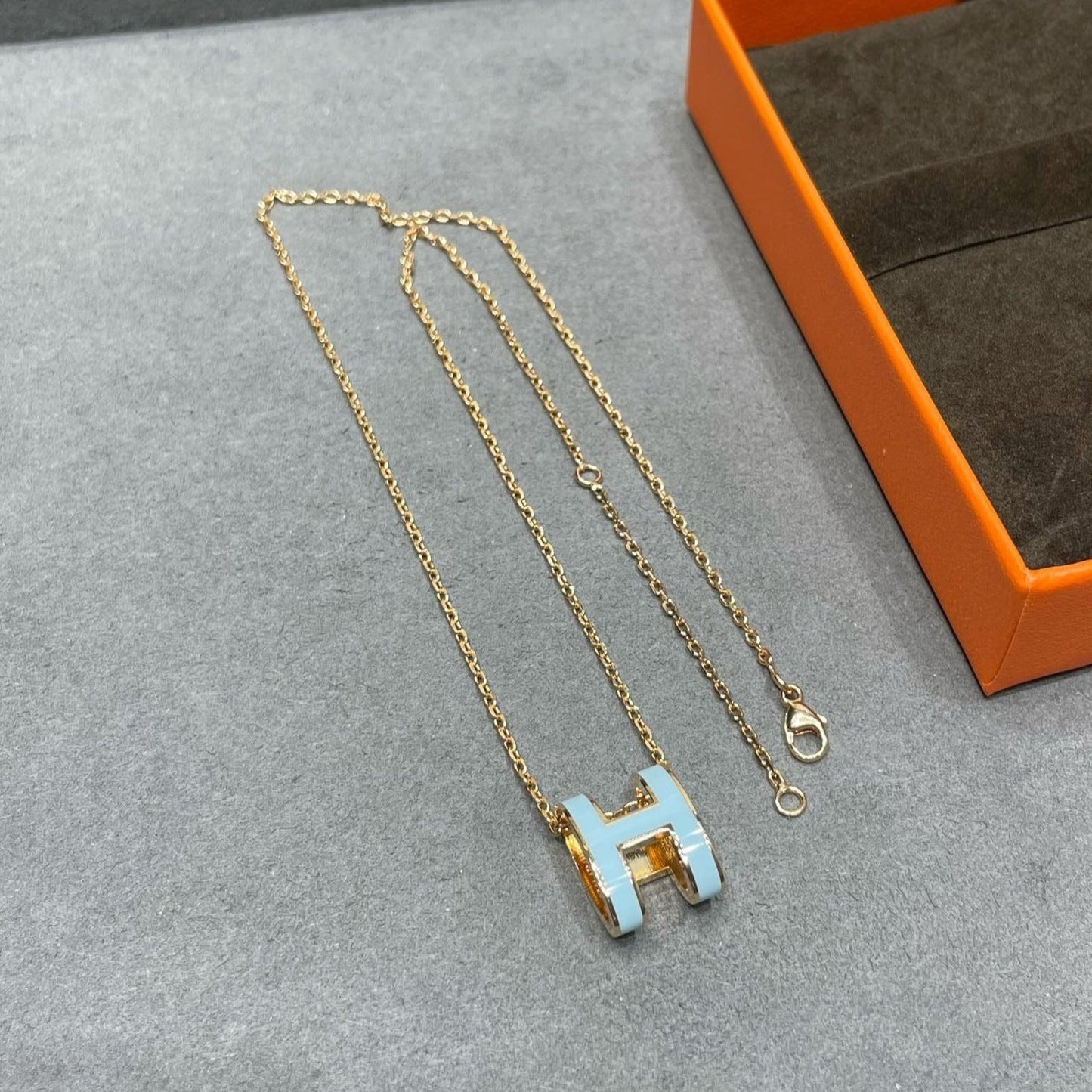 [Kincade Jewelery]POP H SKY BLUE NECKLACE