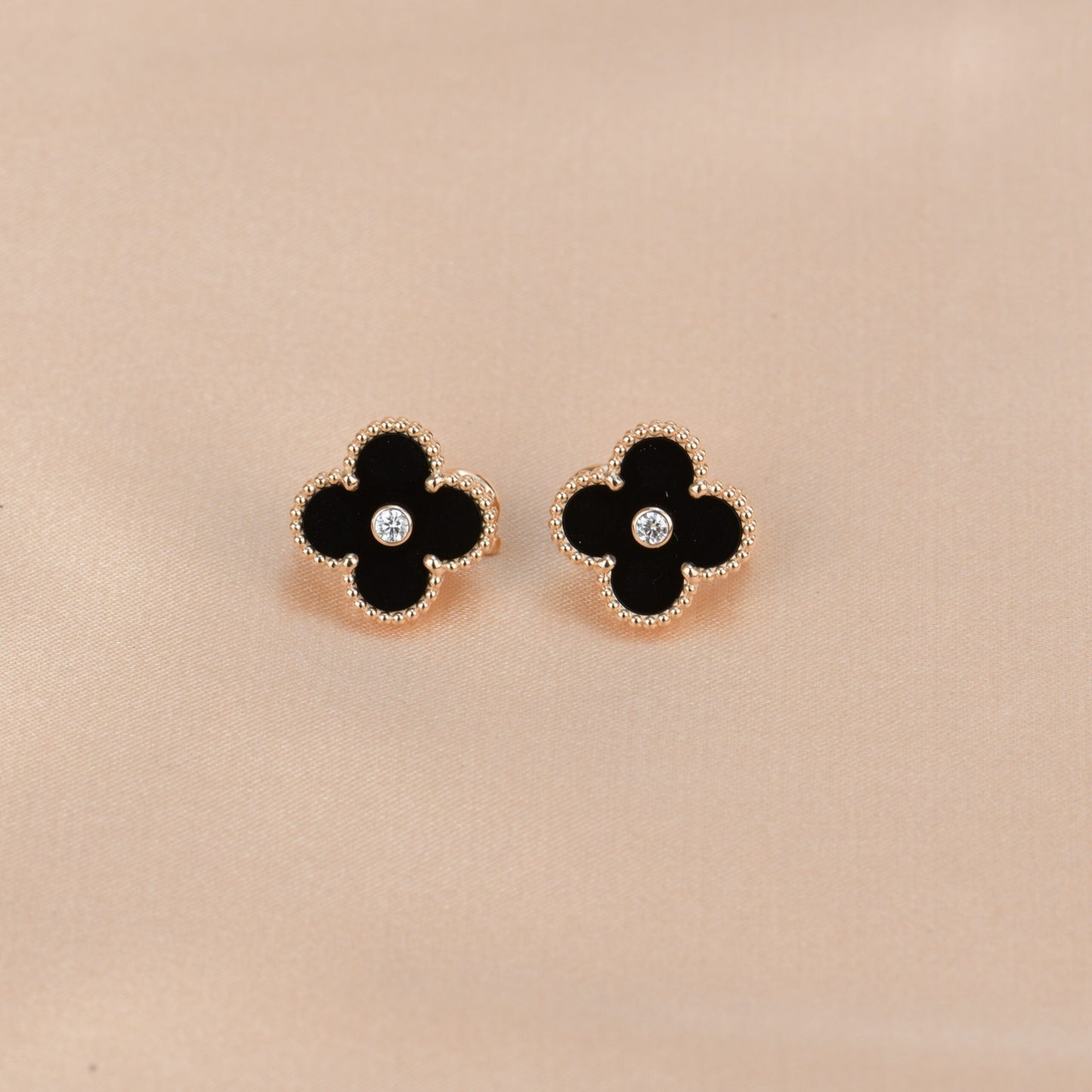 [Kincade Jewelery]Kincade MEDIUM 1 MOTIFS ONYX DIAMOND EARRINGS