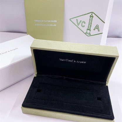 VA Kincade BRACELET NECKLACE RING BOX GIFT BAG