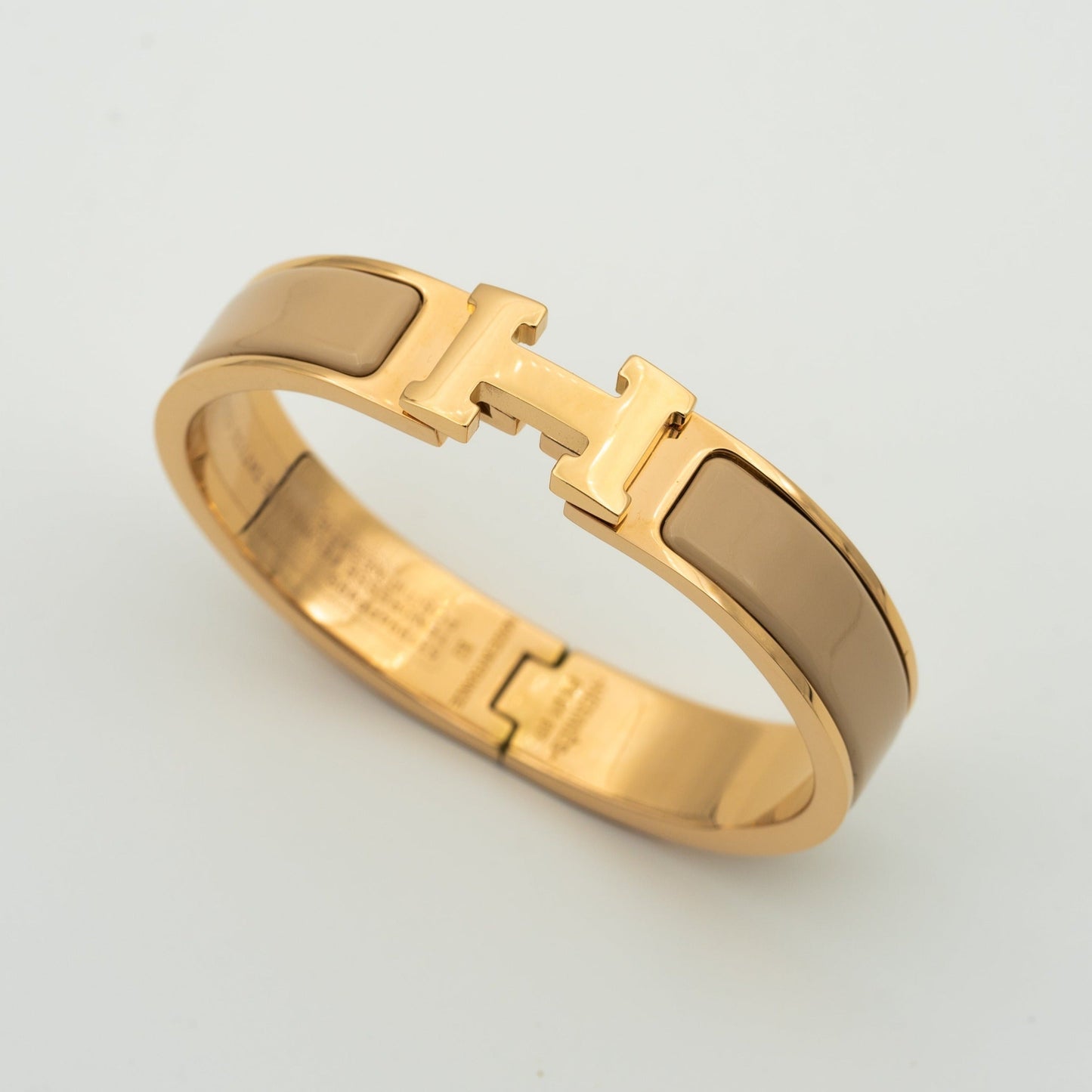 [Kincade Jewelery]H GREY BRACELET