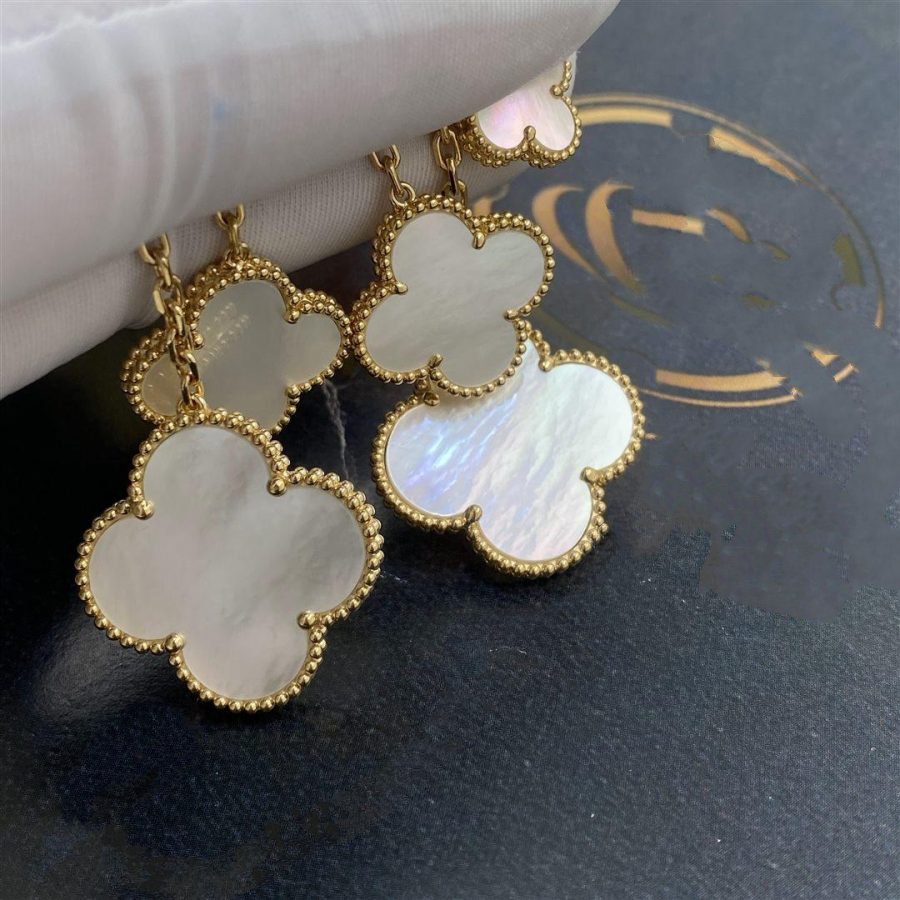 [Kincade Jewelery]Kincade EARRINGS WHITE MOP 4 MOTIFS GOLD